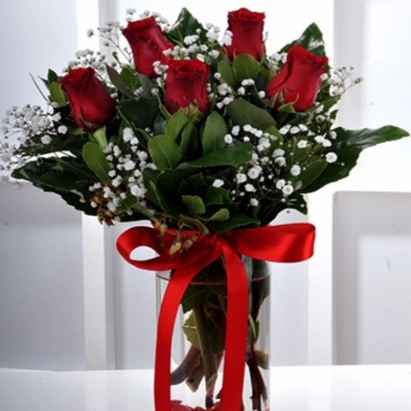 Döşemealtı Çiçekçi 5 Kırmızı Gül Çiçek Arajmanı