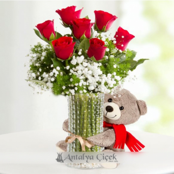  Döşemealtı Çiçekci  Cam Vozoda ayıcıklı 7 Gül Arajman