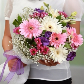  Döşemealtı Çiçekci  Rengarenk Bahar Buketi